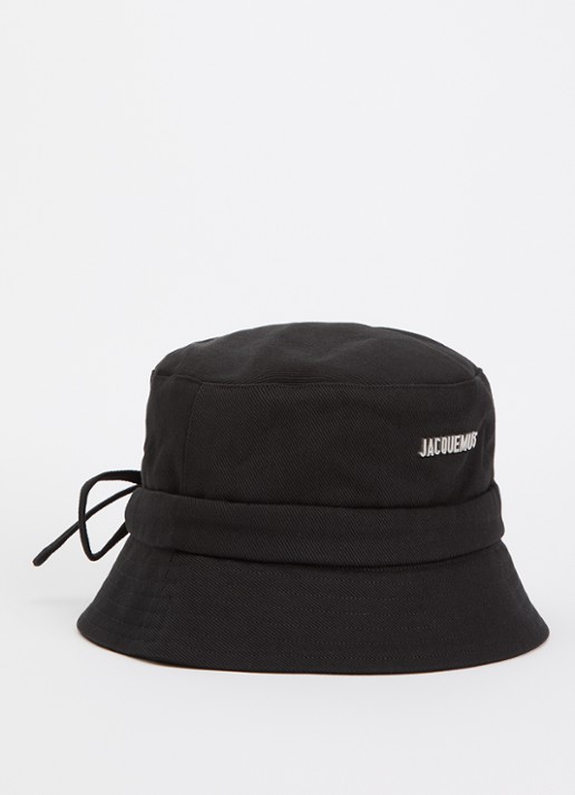Jacquemus Le Bob Gadjo bucket hoed met logo - voorkant 2 zwart
