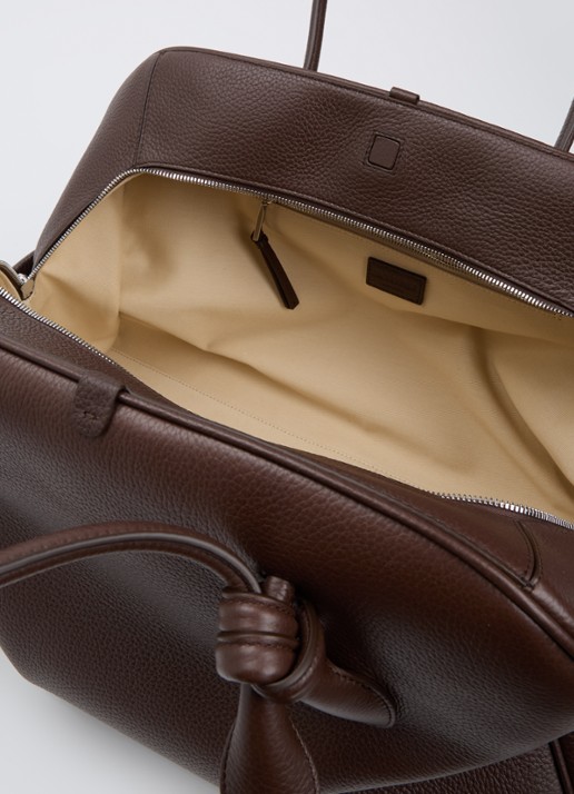 Jacquemus Le Grand Turismo schoudertas van kalfsleer - detail donkerbruin