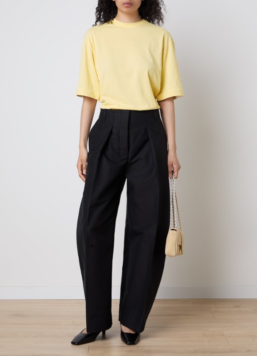 Jacquemus Le Ventadou T-shirt met borduring - voorkant 4 lichtgeel