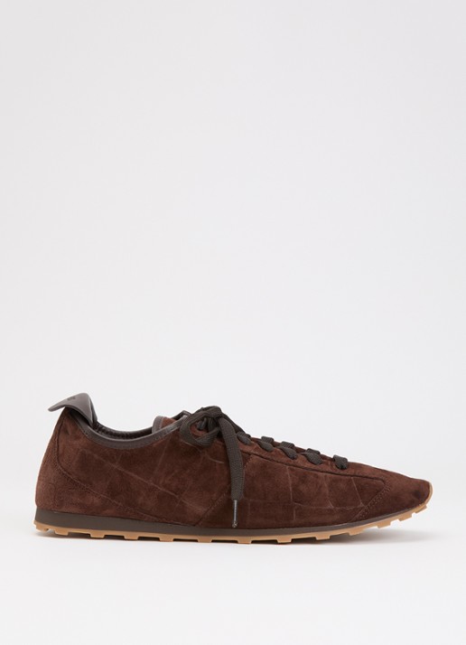 Jacquemus Les Tennis sneaker van suède met crocostructuur