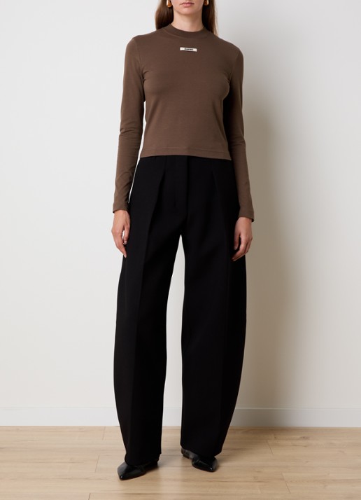 Jacquemus Longsleeve met logo - voorkant 2 donkerbruin