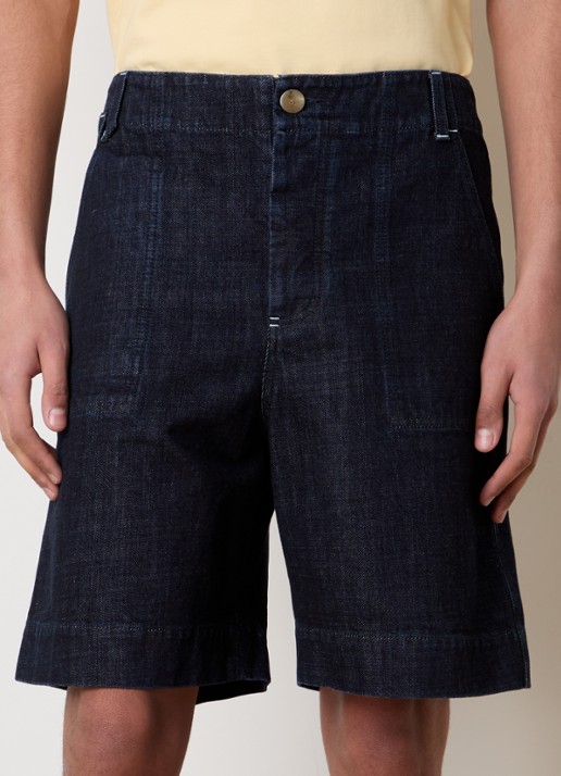 Jacquemus Straight fit korte broek van denim met donkere wassing - detail indigo