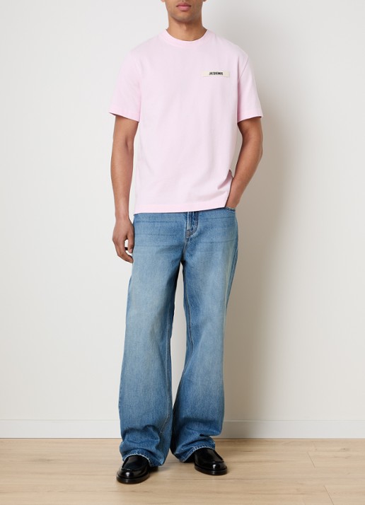 Jacquemus T-shirt met logo - voorkant 2 roze