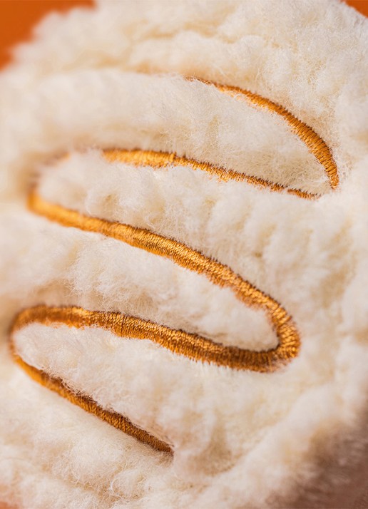 Jellycat Amuseables Latte knuffel 18 cm - detail 7 bruin