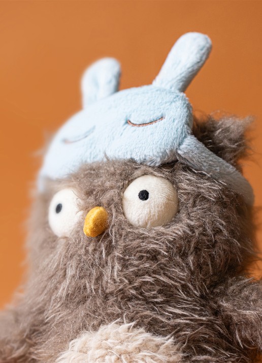 Jellycat Audrey Hootsoftly knuffel 24 cm - voorkant 3 beige