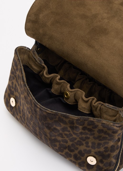 Jérôme Dreyfuss Bobi crossbodytas van kalfssuède met panterprint - detail 2 donkerkhaki