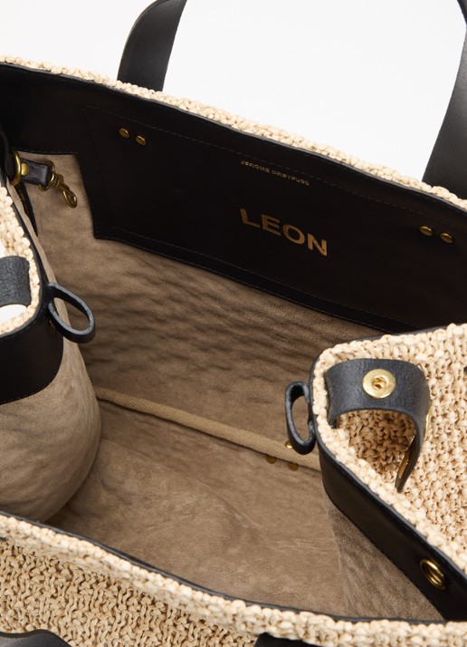 Jérôme Dreyfuss Leon M shopper van raffia met uitneembaar etui - detail beige