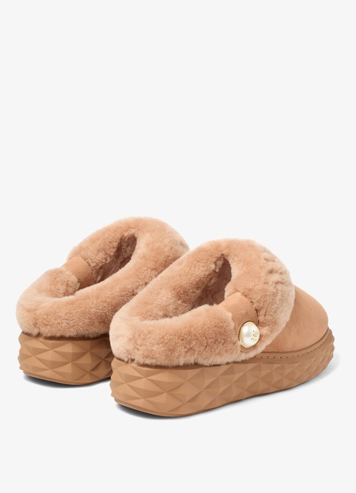 Jimmy Choo Diamond Maxi Mule/F instapper van lamssuède - achterkant lichtbruin
