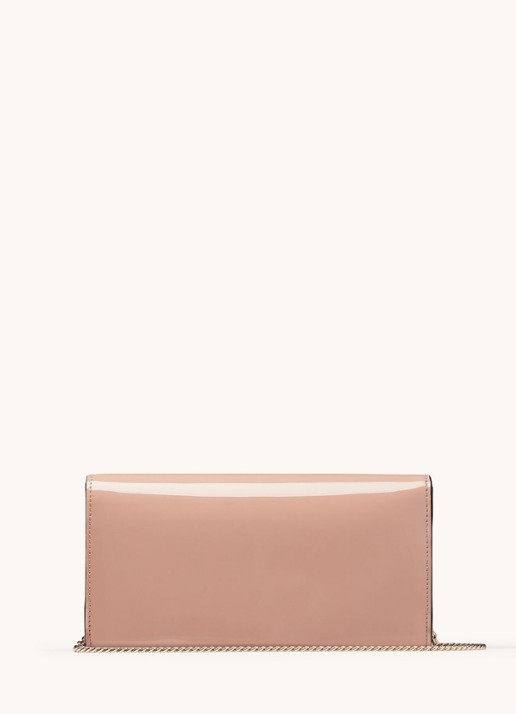 Jimmy Choo Emmie clutch van lakleer met afneembare schouderriem - achterkant oudroze