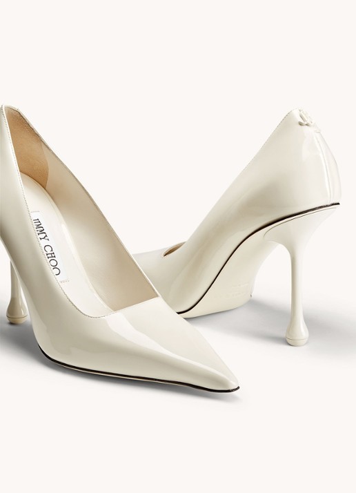 Jimmy Choo Ixia 95 pump van kalfsleer - detail 4 gebroken wit