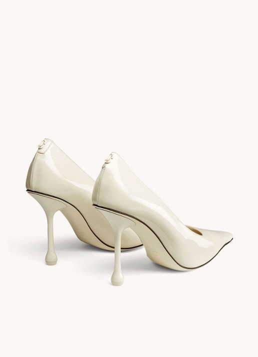 Jimmy Choo Ixia 95 pump van kalfsleer - detail 6 gebroken wit