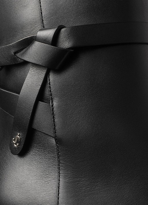 Jimmy Choo Lawton 65 enkellaarsje van kalfsleer - detail zwart