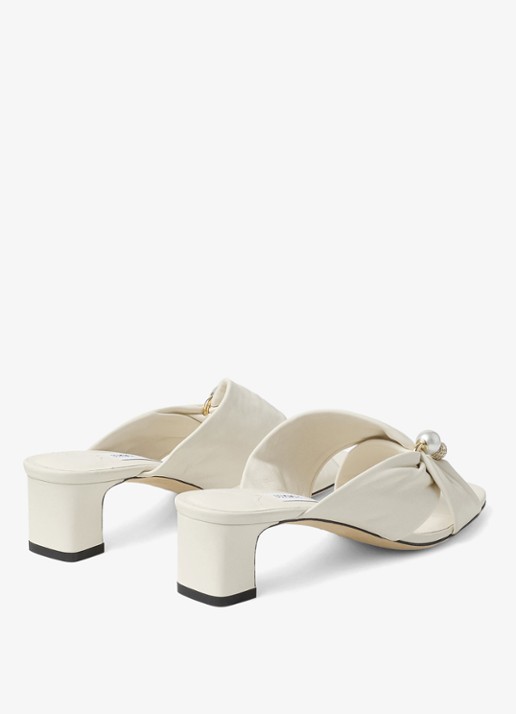 Jimmy Choo Rafi 45 muiltje van lamsleer - achterkant 6 gebroken wit
