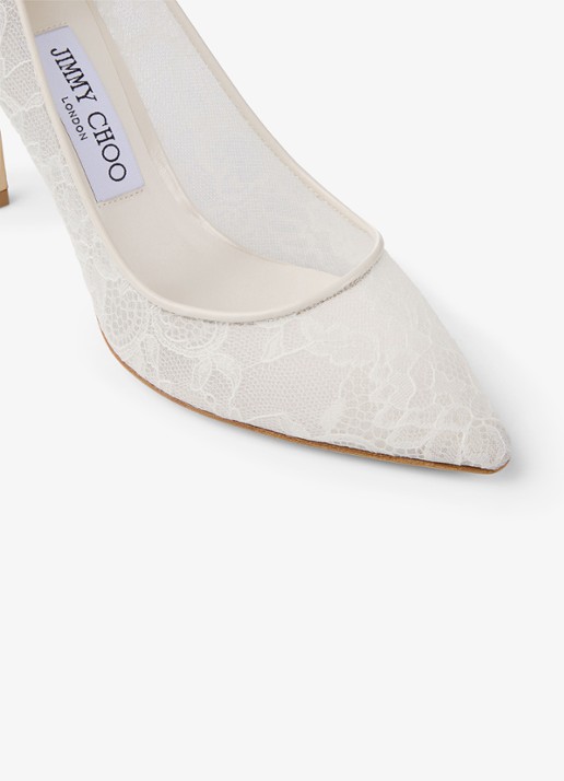 Jimmy Choo Romy 85 pump van kant - detail 4 ivoor