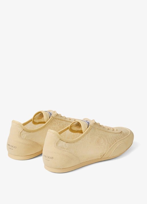 Jimmy Choo Sunny/F sneaker van suède met kanten details - achterkant creme