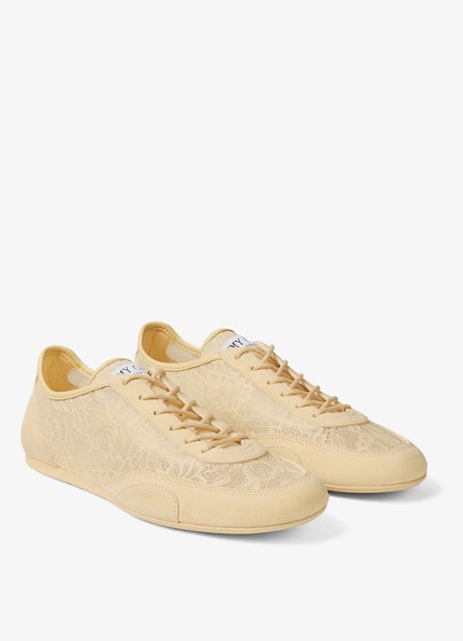 Jimmy Choo Sunny/F sneaker van suède met kanten details - voorkant 3 creme