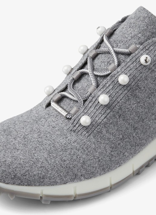 Jimmy Choo Veles sneaker in kasjmierblend - achterkant grijsmele