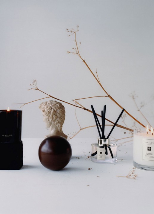 Jo Malone London English Pear & Freesia Deluxe Candle - geurkaars 600 gram - detail undefined