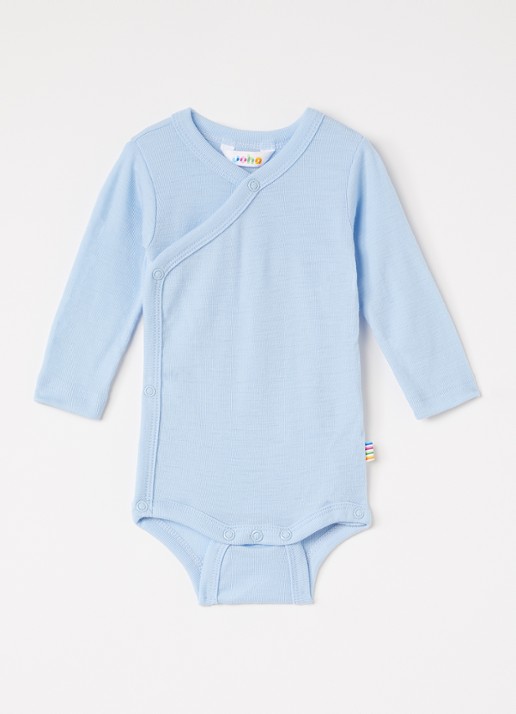 Joha Summer romper met overslag - voorkant lichtblauw