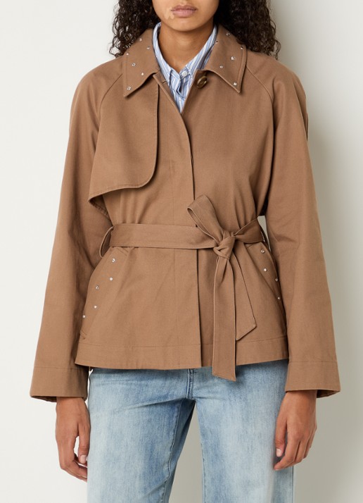 Joseph Ribkoff Trenchcoat met strikceintuur en studs - detail 4 lichtbruin