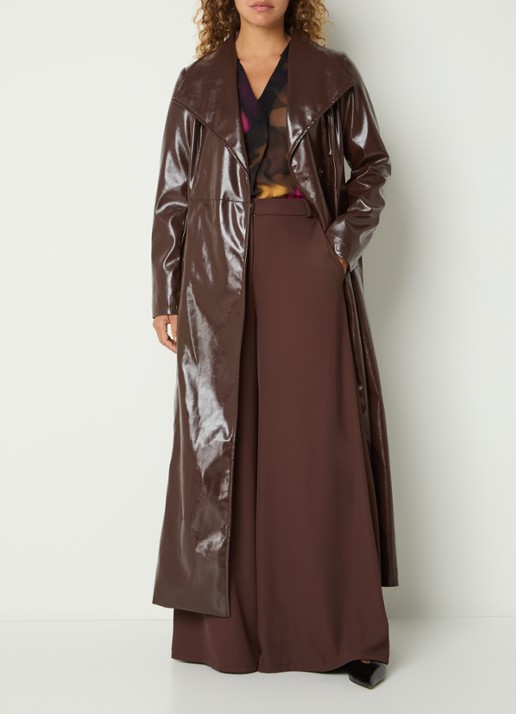 Joseph Ribkoff Trenchcoat van imitatieleer met strikceintuur - voorkant 3 bruin