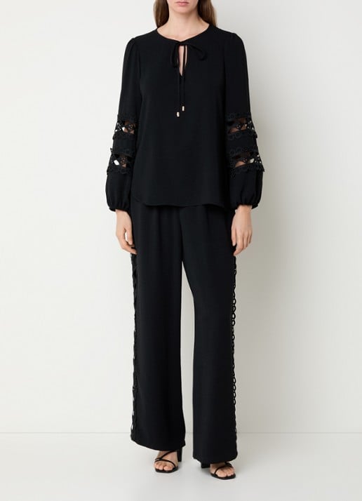 Joseph Ribkoff Tuniek met broderie en opengewerkt detail - voorkant 4 zwart