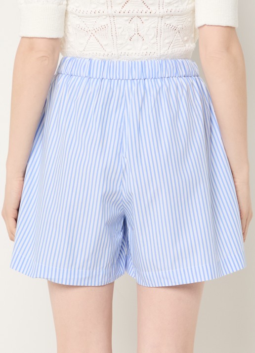 Josephine & Co Benno high waist wide fit korte broek met streepprint - achterkant lichtblauw