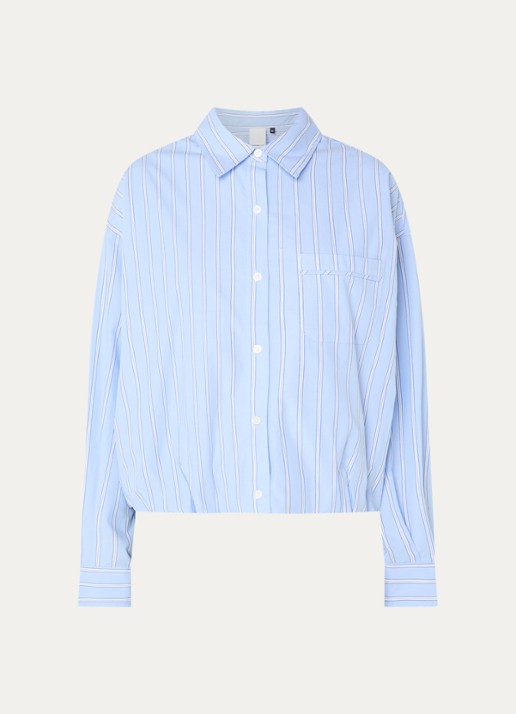 Josephine & Co Bink blouse met streepprint en borstzak - voorkant 3 lichtblauw