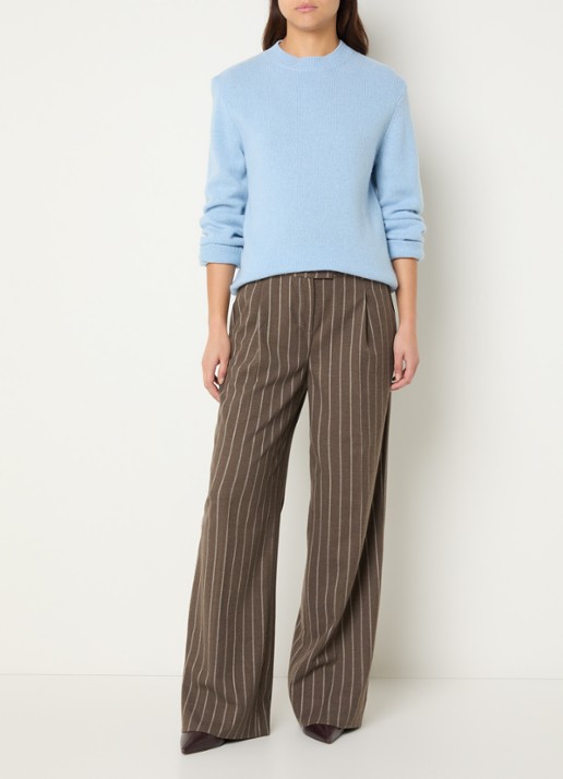 Josephine & Co Clio high waist wide fit pantalon met steekzakken - voorkant 3 bruin