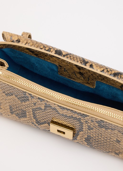 KAAI Ikon clutch van kalfsleer met textuur en afneembare schouderriem - detail bruin