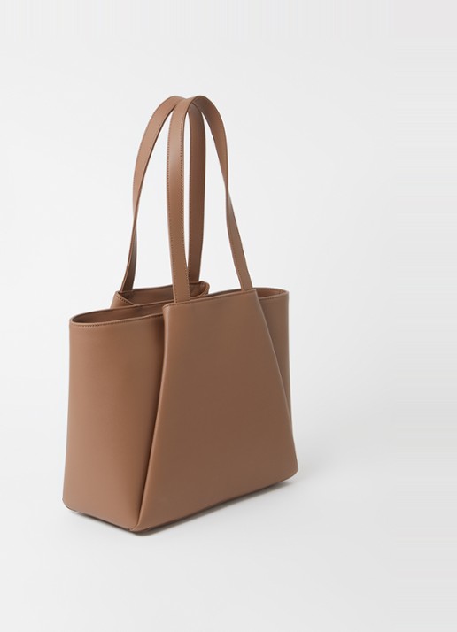 KAAI Midi Pyramid schoudertas van leer met 13,5 inch laptopvak - achterkant 4 taupe