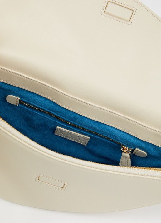 KAAI Rebel crossbodytas van leer - detail 2 creme