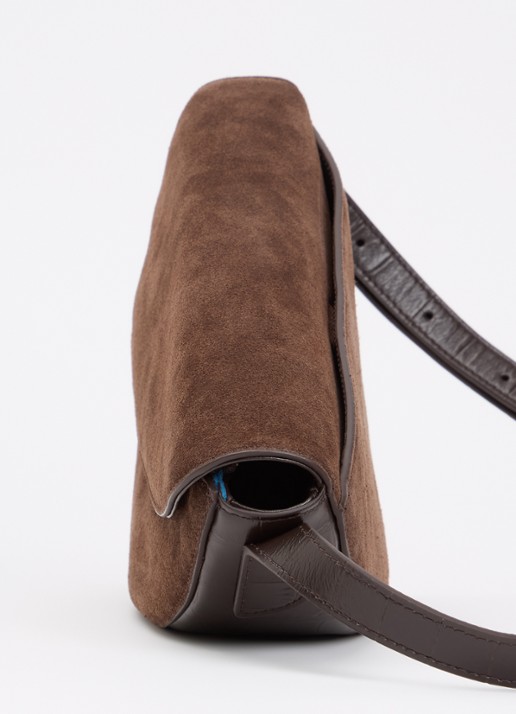 KAAI Rebel crossbodytas van suède - detail 2 bruin
