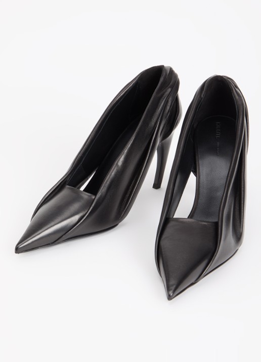 Khaite Eve pump van kalfsleer - detail zwart