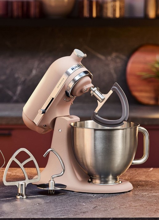 KitchenAid Artisan Plus keukenmachine met kantelbare kop 4,7 liter - detail 2 feather pink