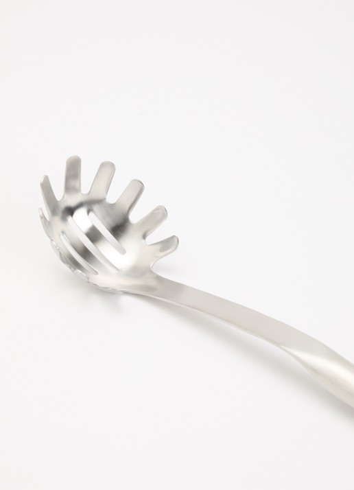 KitchenAid Pastalepel 34 cm  - voorkant 2 zilver