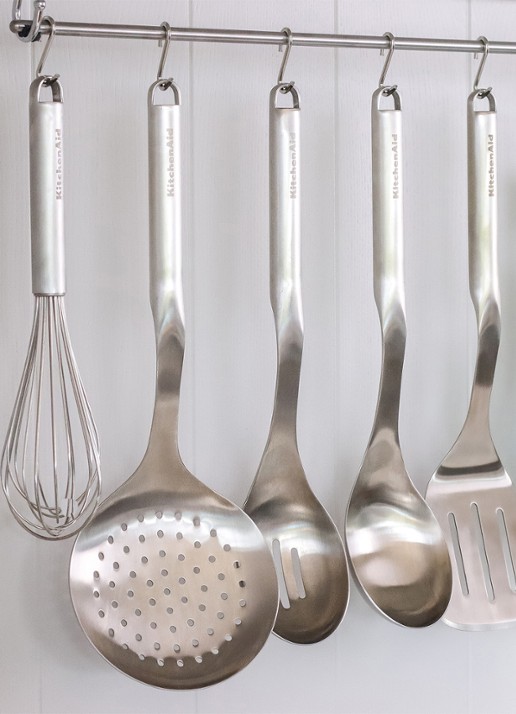 KitchenAid Premium schuimspaan 35 cm - voorkant 2 zilver