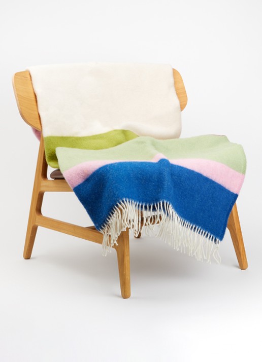 Klippan Arty plaid van wol 130 x 200 cm - voorkant 2 groen
