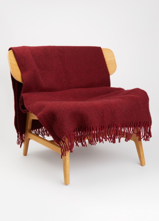 Klippan Gotland plaid van lamswol 130 x 200 cm - voorkant 2 bordeauxrood