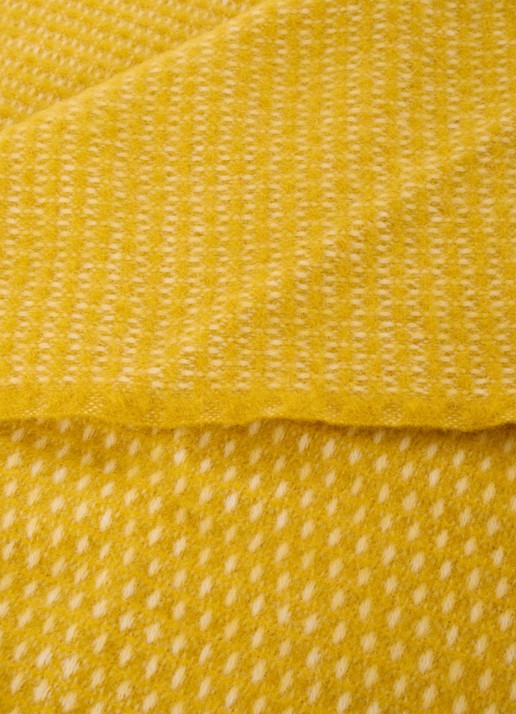 Klippan Knut plaid van wol 200 x 130 cm - detail 3 geel