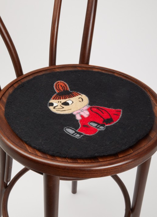 Klippan Little My zitkussen Ø34 cm - voorkant 3 zwart