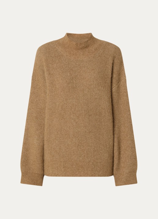 Knit-ted Cechi grofgebreide trui met opstaande kraag - voorkant 3 camel