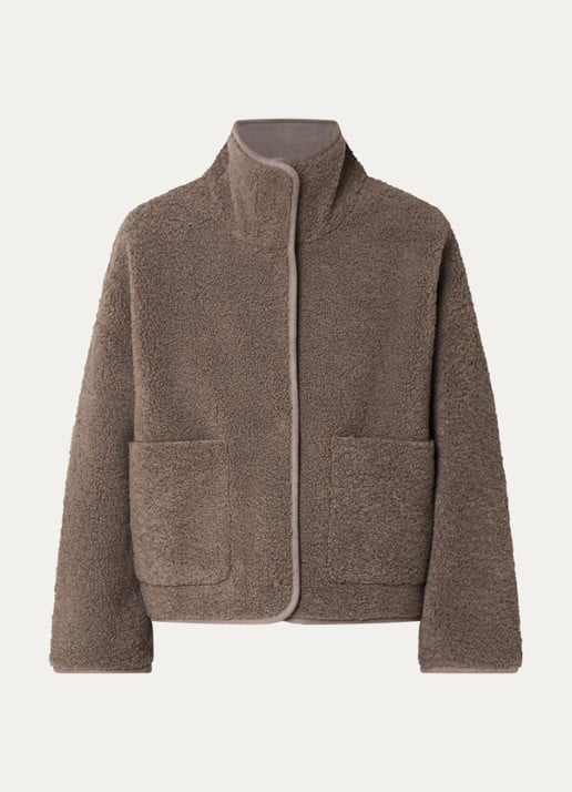 Knit-ted Jill jack van teddy met steekzakken - voorkant donkerbruin
