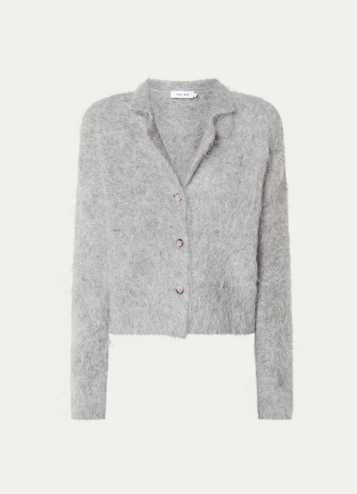 Knit-ted Sherman grofgebreid vest met kraag - voorkant lichtgrijs
