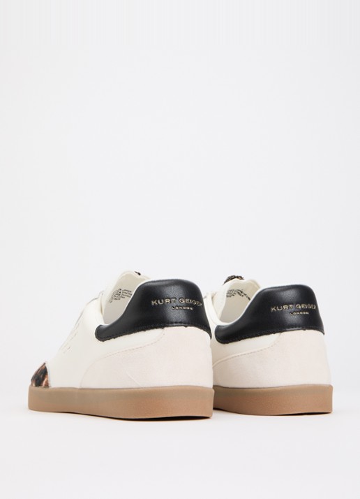 Kurt Geiger Barbican sneaker van leer met details van suède en ponyhair - achterkant 5 wit
