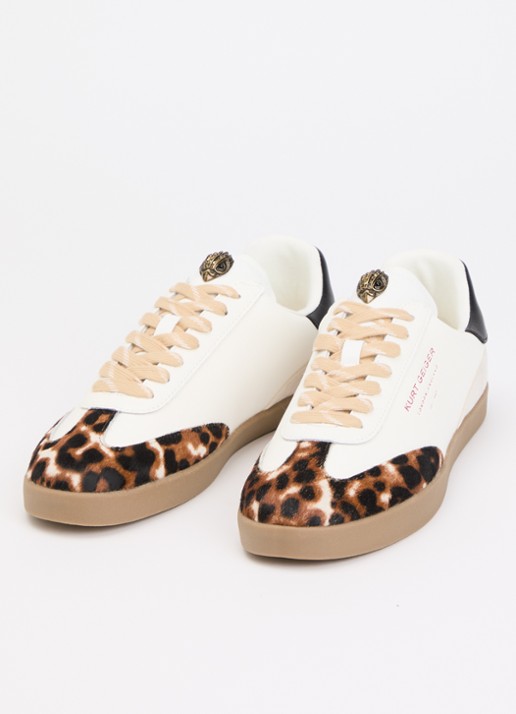 Kurt Geiger Barbican sneaker van leer met details van suède en ponyhair - detail 2 wit