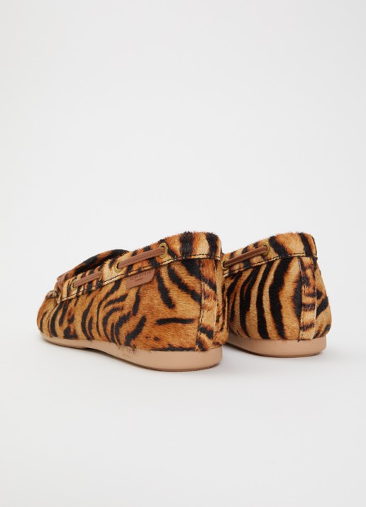 Kurt Geiger Eagle moccasin van leer met dierenprint - achterkant 2 camel