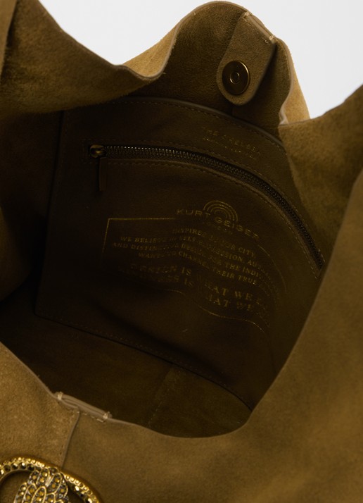 Kurt Geiger Large Chelsea Slouch schoudertas van suède - detail cognac
