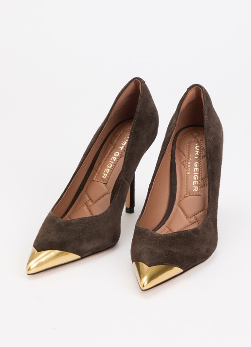 Kurt Geiger Regent Point pump van suède - detail 2 donkerbruin