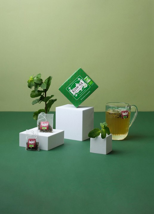 Kusmi Tea Spearmint groene thee theezakjes 20 stuks - voorkant 3 beige